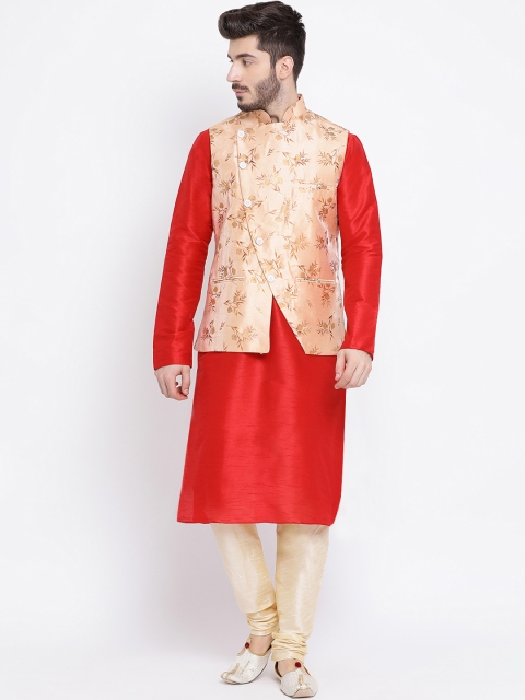 

NAMASKAR Men Gold-Toned & Red Printed Kurta with Churidar
