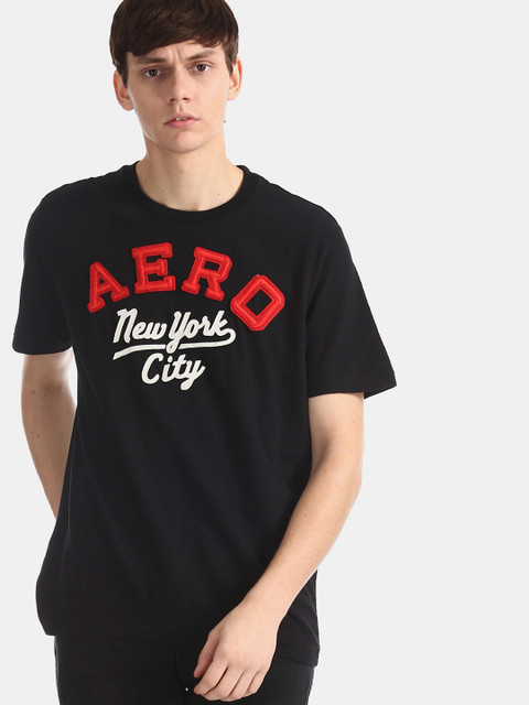 

Aeropostale Men Black & Red Self Design Round Neck T-shirt