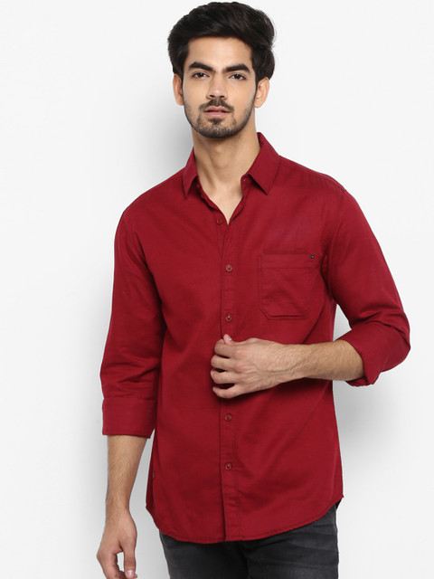 

Mufti Men Red Solid Slim Fit Casual Shirt