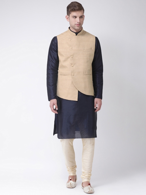 

TABARD Men Beige & Navy Blue Solid Kurta Set