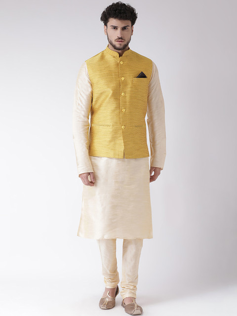 

TABARD Men Yellow & Beige Solid Kurta Set