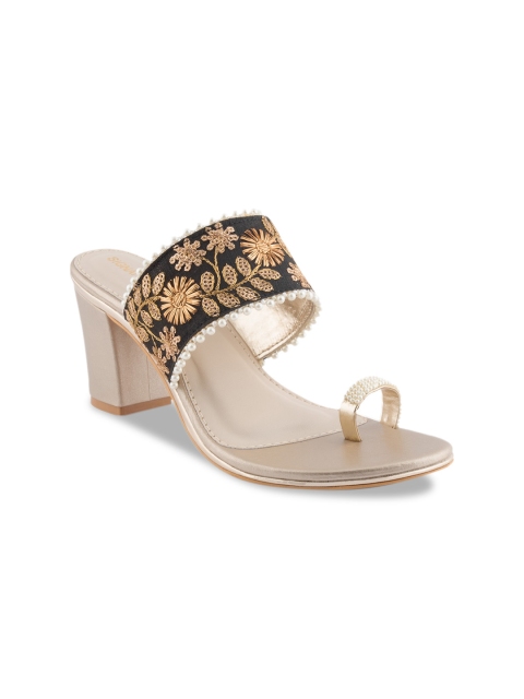 

Signature Sole Women Black & Gold-Toned Woven Design Heels