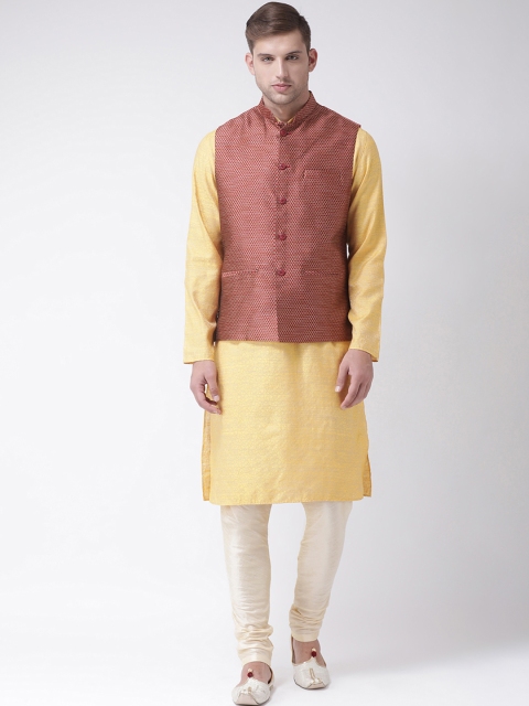 

TABARD Men Yellow & Beige Self Design Kurta with Churidar