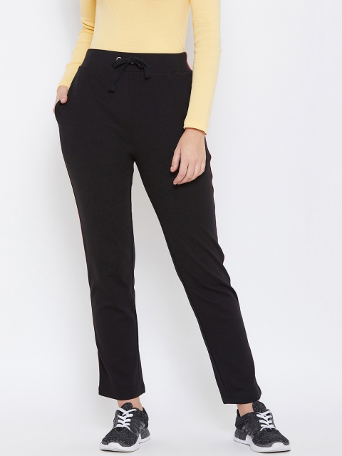 

PERFKT-U Women Black Solid Track Pants