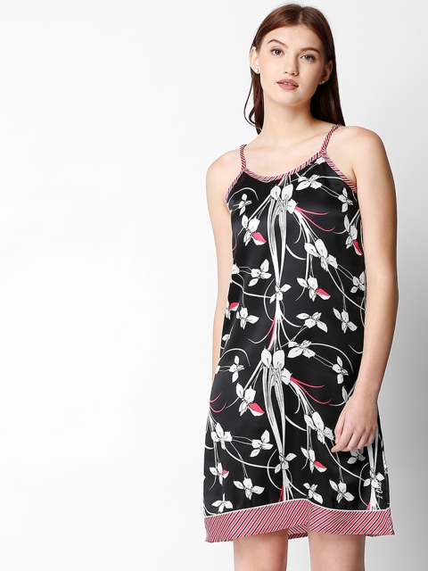 

I like me Women Black Printed Nightdress
