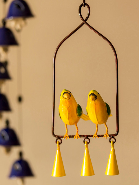 

ExclusiveLane Yellow Handcrafted Decorative Windchimes