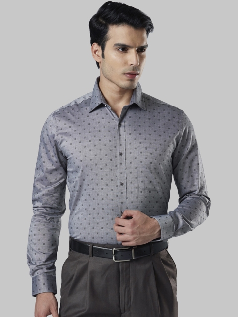 

Raymond Men Grey & Black Regular Fit Self Design Formal Shirt