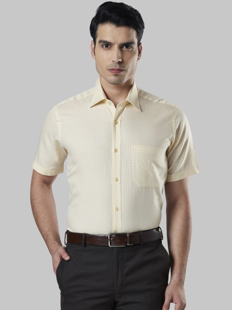 

Raymond Men Yellow & White Regular Fit Checked Formal Shirt