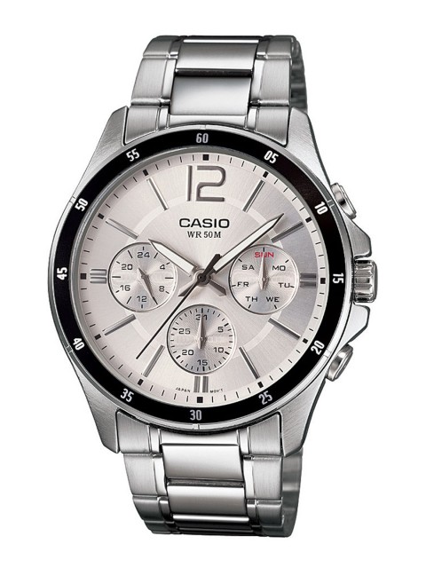 

CASIO Men Silver-Toned Analogue Watch A1648