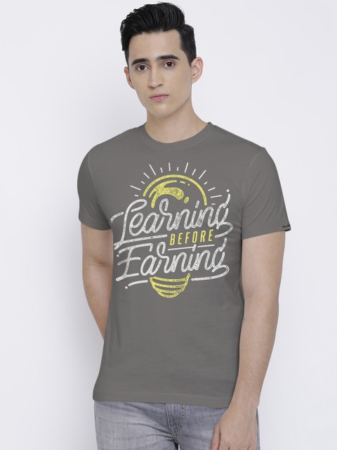 

THREADCURRY Men Grey Printed Round Neck T-shirt
