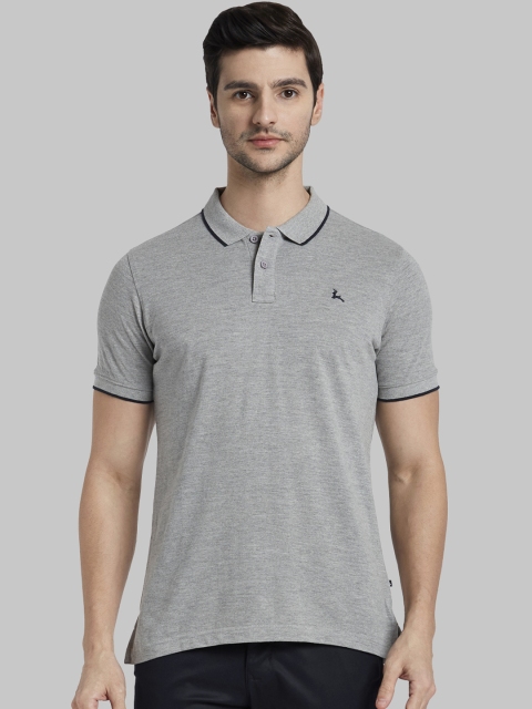 

Parx Men Grey Solid Polo Collar T-shirt