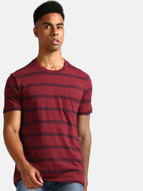 

GAP Men Red Striped Round Neck T-shirt