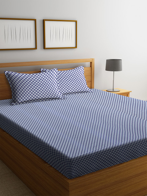 

Cortina Blue & White Geometric 144 TC Cotton 1 Double Queen Bedsheet with 2 Pillow Covers