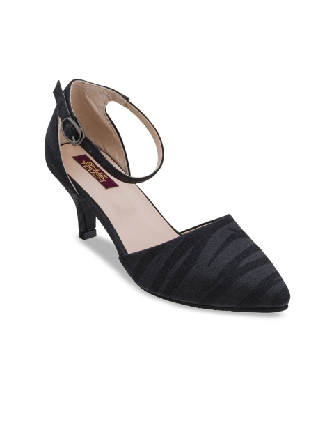 

SHUZ TOUCH Women Black Printed Heels