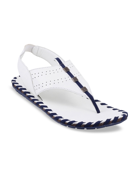 

Metro Men White Solid Sandals