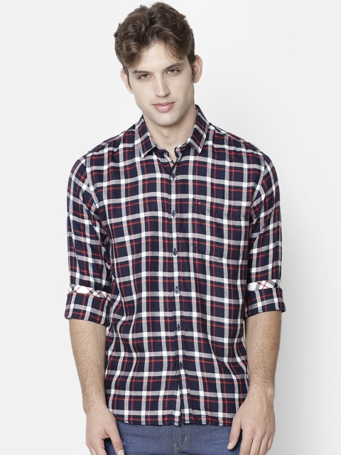 

COOL COLORS Men Navy Blue & Red Slim Fit Checked Casual Shirt