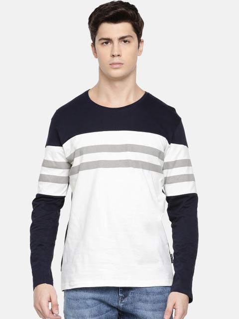 

Braveo Men Navy Blue & White Colourblocked Round Neck T-shirt