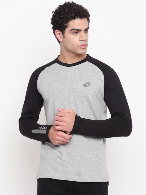

Lotto Men Black Colourblocked Round Neck T-shirt