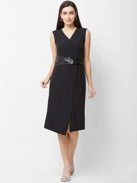 

Soie Women Solid Black Fit and Flare Dress