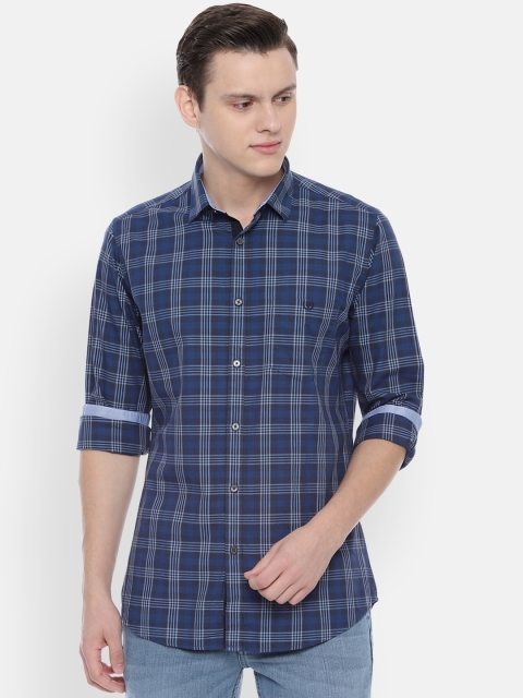 

Van Heusen Sport Men Blue Slim Fit Checked Casual Shirt
