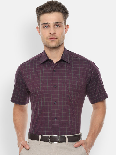 

Van Heusen Men Magenta & Beige Regular Fit Checked Formal Shirt