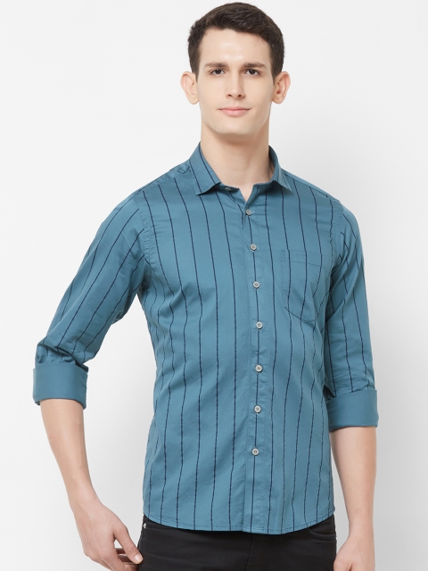 

EVOQ Men Blue Regular Fit Striped Casual Shirt