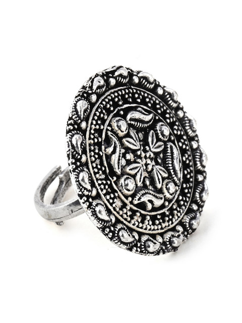 

Rubans Women Silver-Plated Oxidized Antique Ring