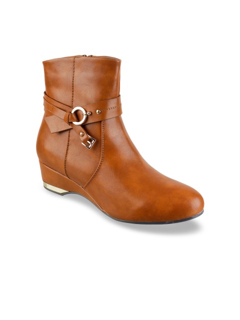 

Metro Women Tan Solid Heeled Boots
