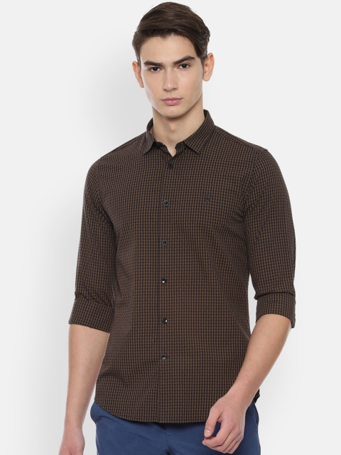 

Allen Solly Sport Men Brown & Black Slim Fit Checked Casual Shirt