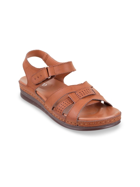 

Metro Women Tan Solid Sandals
