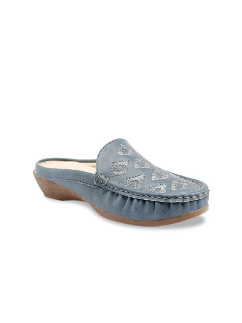 

meriggiare Women Blue Loafers