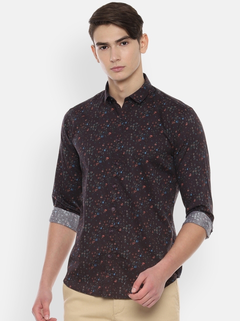 

V Dot Men Brown Slim Fit Printed Casual Shirt