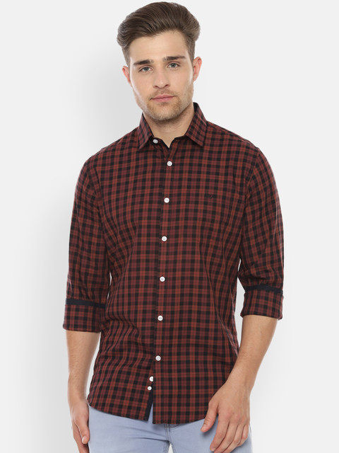 

Van Heusen Sport Men Brown & Black Slim Fit Checked Casual Shirt