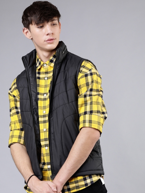 

HIGHLANDER Men Black Solid Padded Jacket