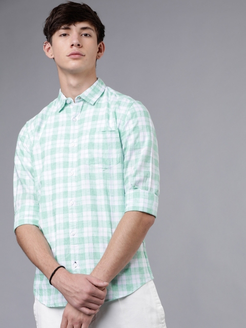 

HIGHLANDER Men White & Green Slim Fit Checked Casual Shirt