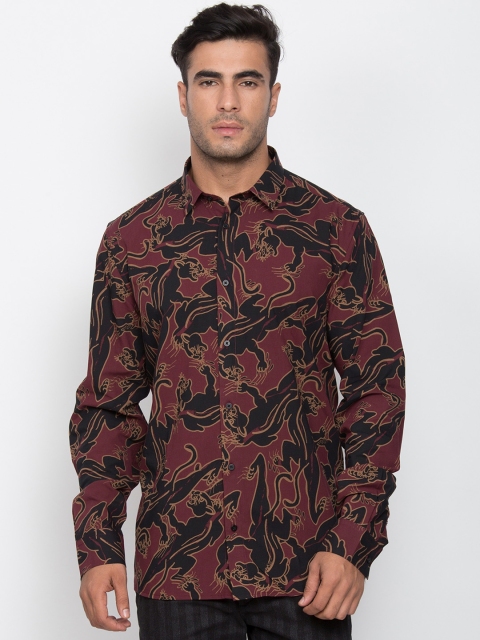 

Antony Morato Men Maroon & Black Slim Fit Printed Casual Shirt