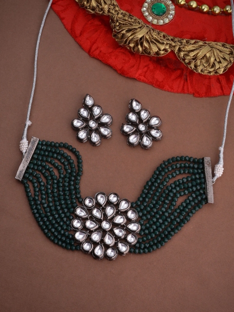 

Voylla Green & Rhodium-Plated Multistranded Vilandi Kundan Jewellery Set