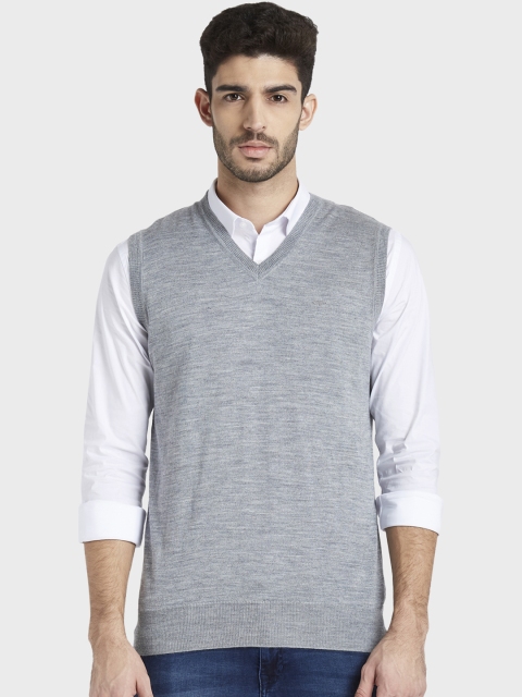 

ColorPlus Men Grey Solid Sweater