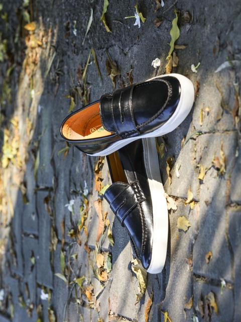 

Alberto Torresi Men Black Slip-On Sneakers