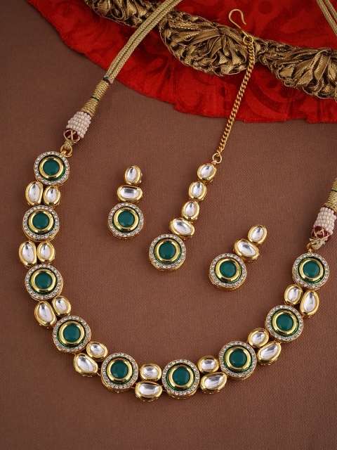 

Voylla Green Gold-Plated & Green Kundan Jewellery Set