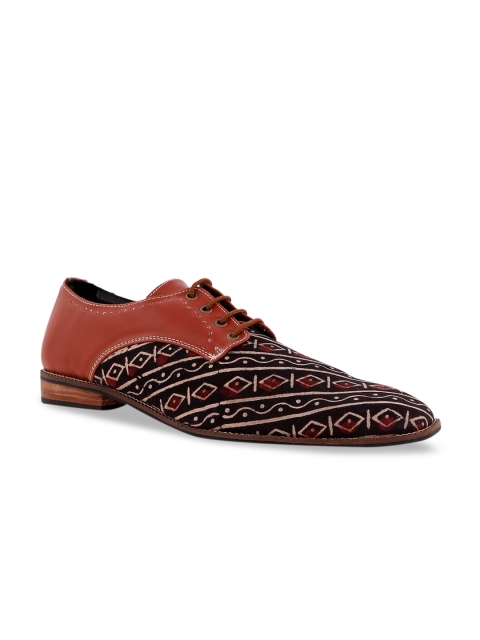 

Kanvas Men Brown Sneakers