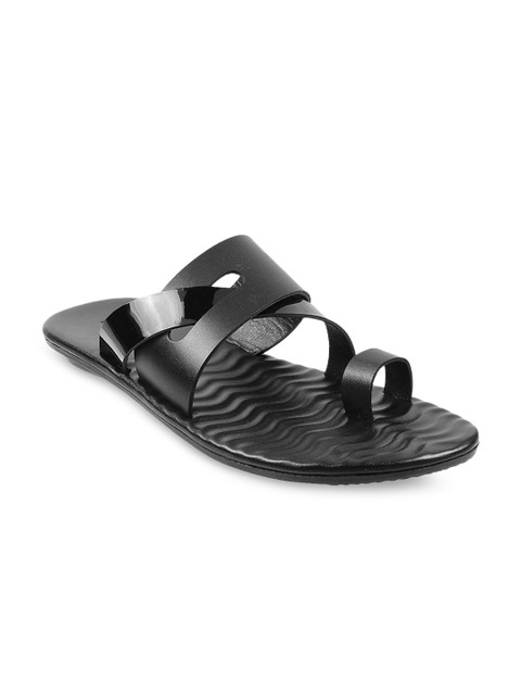 

Metro Men Black Leather Sandals