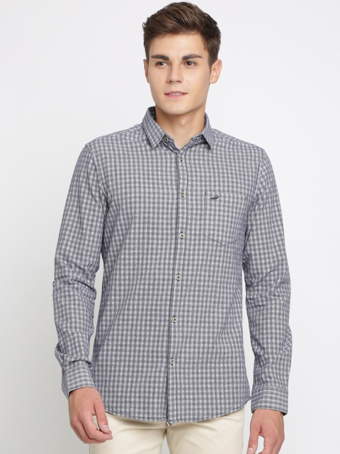 

Crocodile Men Blue & Grey Slim Fit Checked Casual Shirt