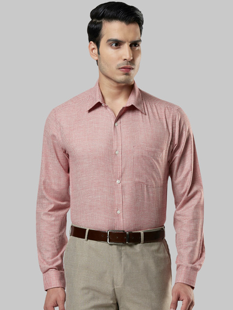 

Next Look Men Pink & White Regular Fit Checked Formal Shirt