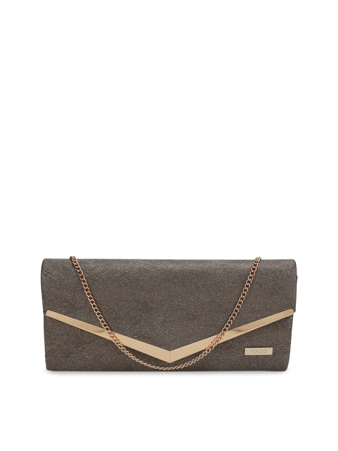 

Kazo Brown Solid Clutch