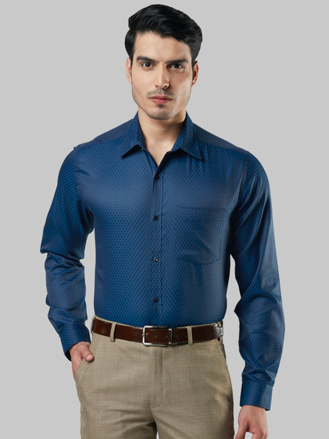 

Next Look Men Blue Regular Fit Self Design Formal Shirt