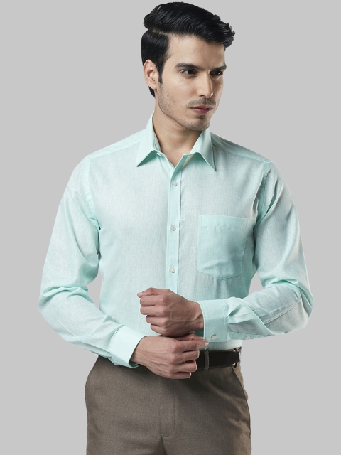 

Next Look Men Green Regular Fit Solid Formal Shirt