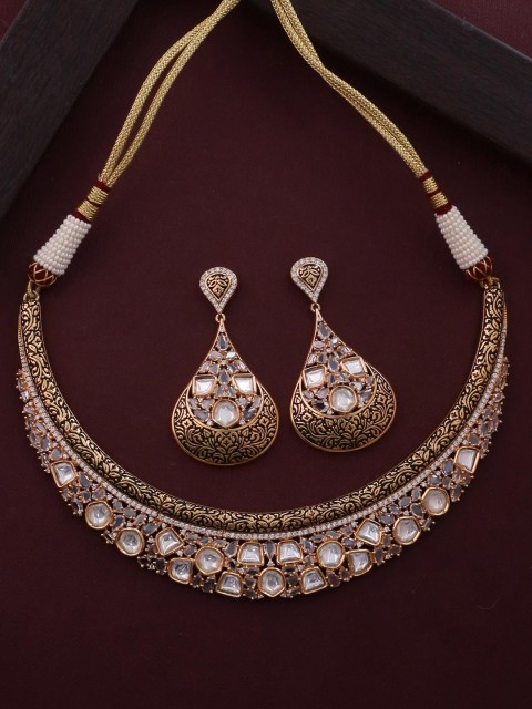 

Tistabene Women Gold-Plated & White Kundan Studded Jewellery Set