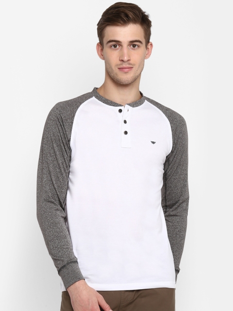 

Red Tape Men White Colourblocked Mandarin Collar T-shirt