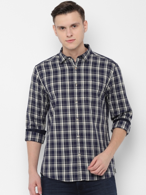 

People Men Navy Blue Regular Fit Checked Casual Shirt